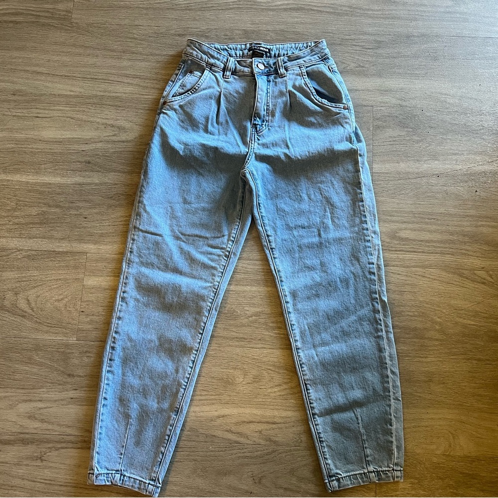 High Waist Pleated Front Mom Jean